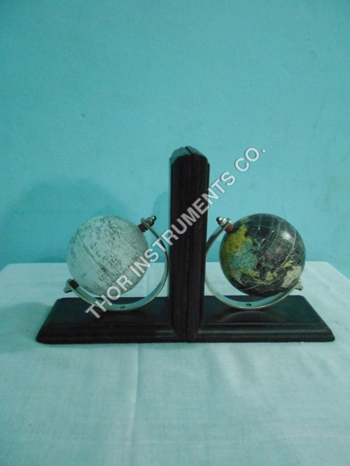 BOOK ENDS EXCELLENT VINTAGE Globe Bookend