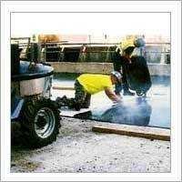 Mastic Asphalt - Fine Quality Asphalt Blend, Durable And Deformation Resistant, Shock Absorbent Black Surfacing
