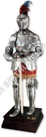 Medusa suit of armour - Engraved Antique suit Life