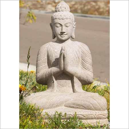 Praying Buddha Statue