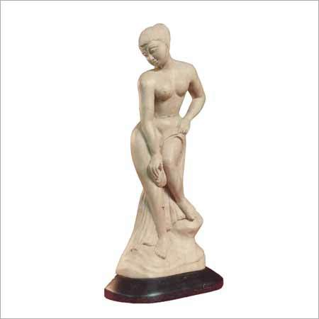 Beautiful Lady Statue