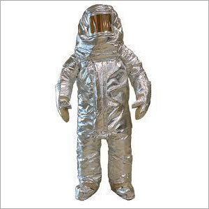 Aluminized Fire Proximity Suit Temperature Range: 1000 Celsius (Oc)