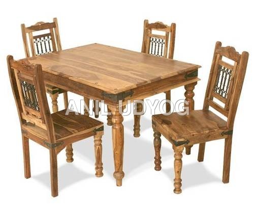 Wooden Dininng Table Jali Type