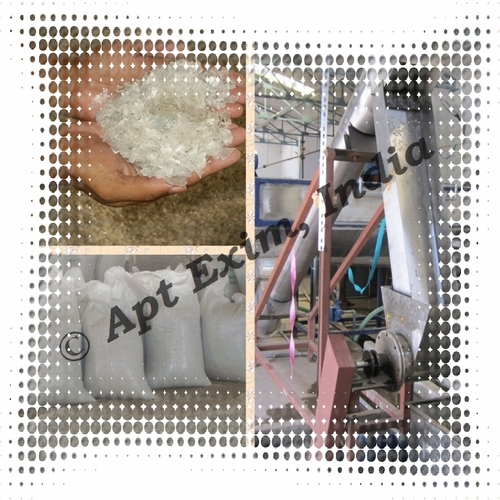 Transparent white PET flake (Recycled)