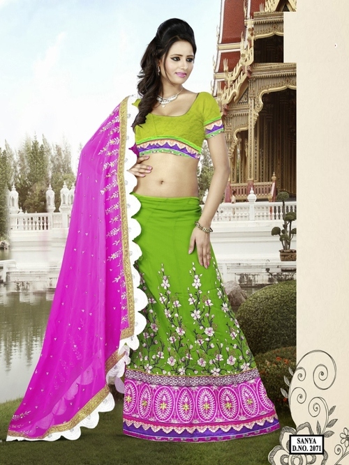 Green With Pink Awesome Color - 60 Gram Georgette Designer Saree With Thread Jaal Work, Perfect for Spring, Summer, Winter, and Rainy Seasons