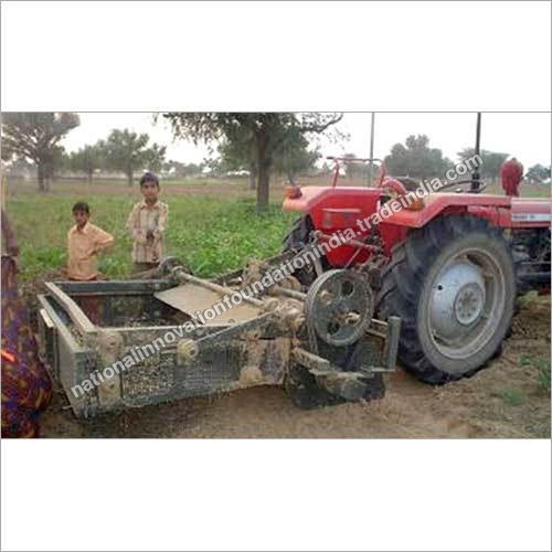Groundnut Digger