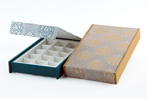 Designer Chocolate Boxes Manufacturer - Cardboard, 12 Capacity, Teal, Varied Dimensions | Elegant Design, Secure Closure, Durable Packaging, Customizable