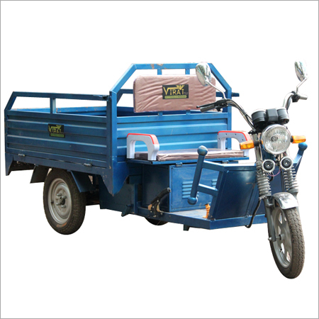 Battery Operated Electric Rickshaws