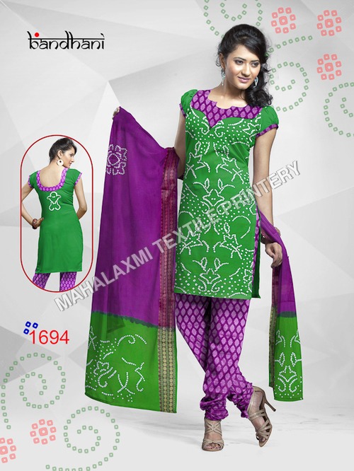 bandhani dress neck pattern