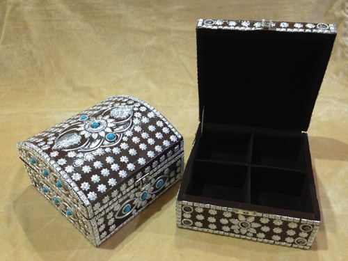 Designer Sweet Box Manufacturer