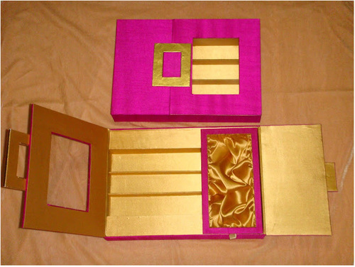 DRY FRUIT BOX