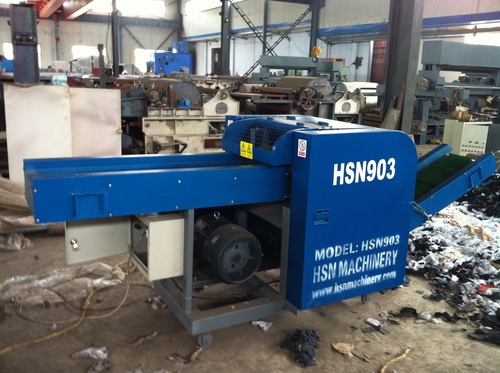 Fabric Waste Opening Machine Weight: 500 Kilograms (Kg)