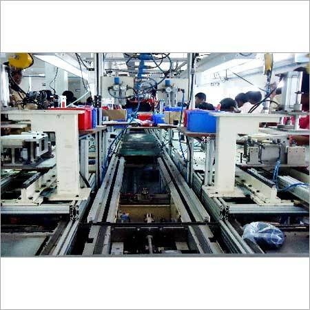 UPS Assembly Conveyor