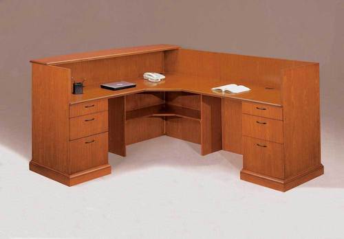 Reception table