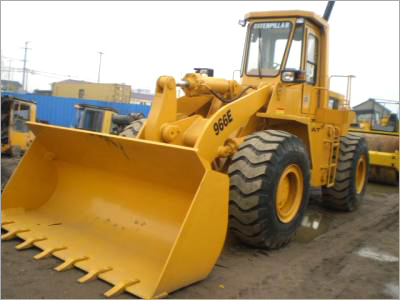 Bucket Loader - Diesel 1.5 Cubic Yards Capacity 15000 lbs Operating Weight Yellow | Heavy Duty High Lifting Easy Operation Bulk Material Handling Less Maintenance