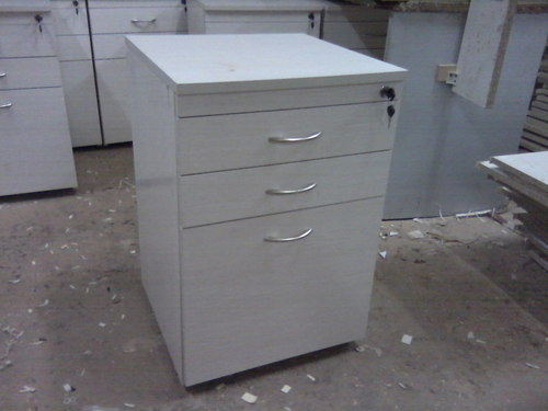Office furniture table