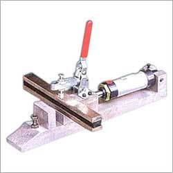 Pneumatic Fabric Stretching Clamp