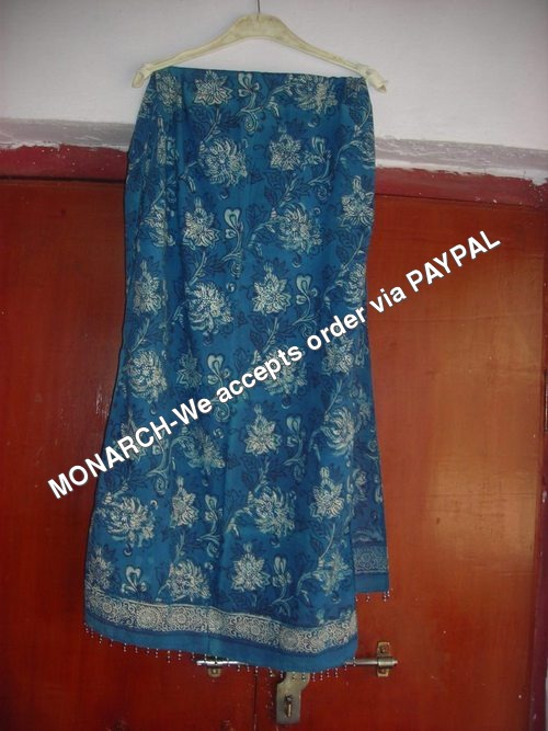 BLUE FLOWERY STOLE