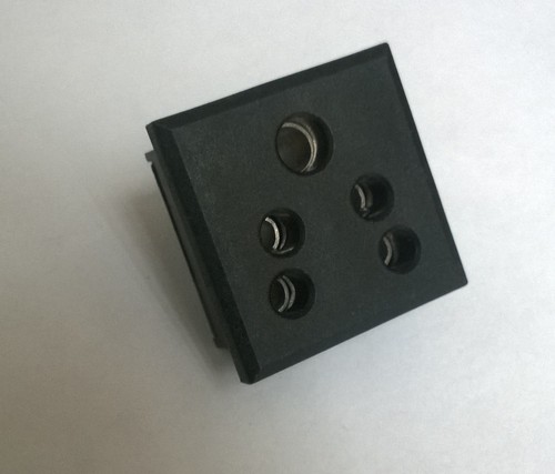 5 Pin Sockets