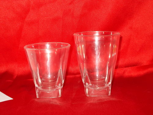 Unbreakable Polycarbonate Vine Glasses