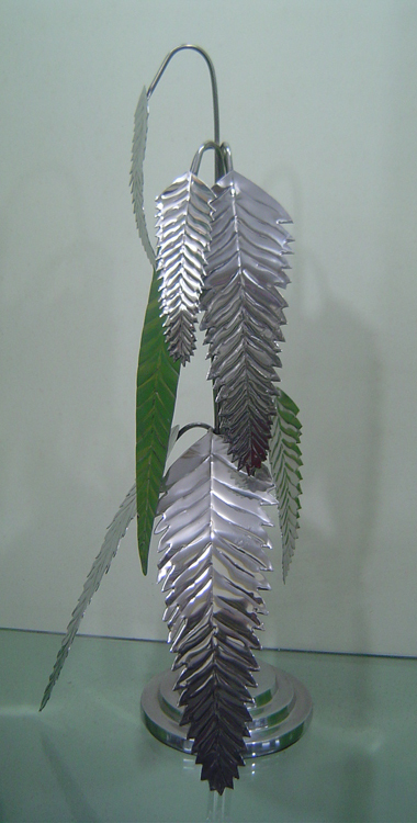 Decorative leaf tree