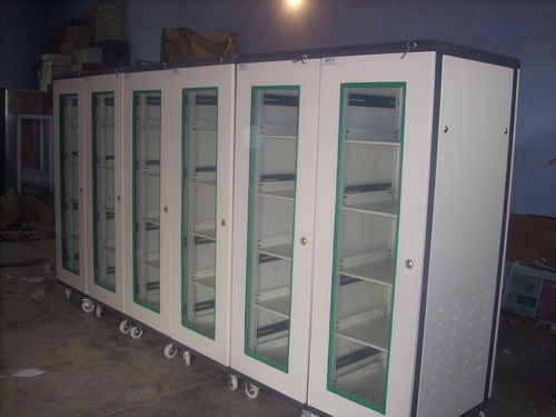 Aluminum Server Racks Rack Unit Width: 600-1200 Millimeter (Mm)