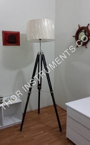 Home Decorative Floor Lamp With Shade