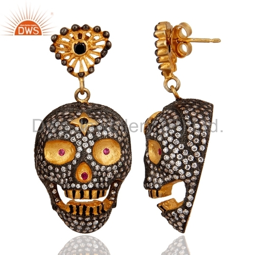 Skull Design Gold Plated Fashion Earrings Gender: Women