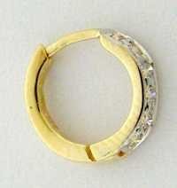 Precious gold diamond pretty round nose pin