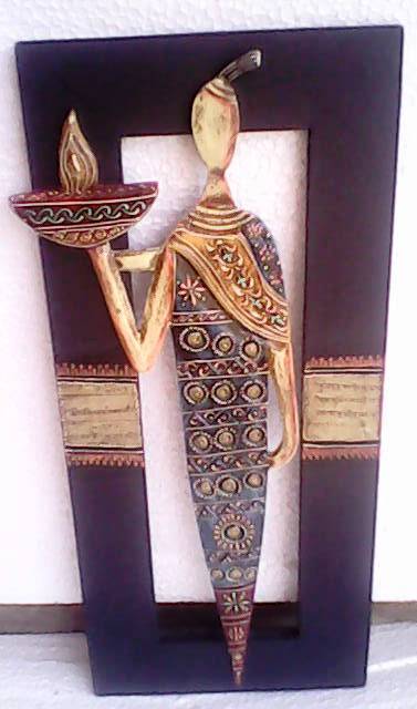 Metal Figurine Wall Decor Use: Art & Collectible
