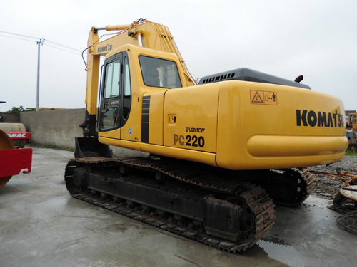 Komatsu pc220-6