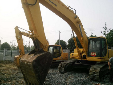 Komatsu pc300-6