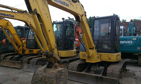 Komatsu PC55 - 0.2m3 Bucket, 28.5kW Engine, 5160kg, 56kN Digging Force | Easy Operation, Low Noise, Fuel Efficient, Durable, Ready to Work
