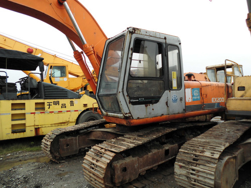 Hitachi EX200-2