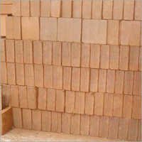 Coco Peat Blocks - Coconut Husk Material, Variable Size | Biodegradable, Eco-friendly, High Strength, Excellent Water Retention, Neutral Ph