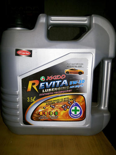 New Engine Oil 5 W 30 with Revitalizant