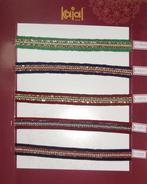 Moti Border lace