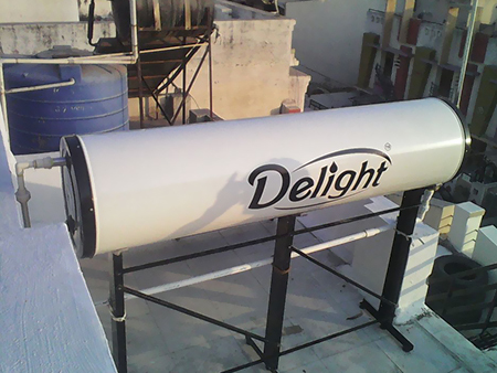 solar powered hot water heating systems