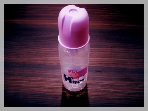 0% BPA Feeding Bottles - PP Silicone 250ml, Pink, 15x7cm | Leakproof, Easy Grip, Lightweight, Easy Cleaning