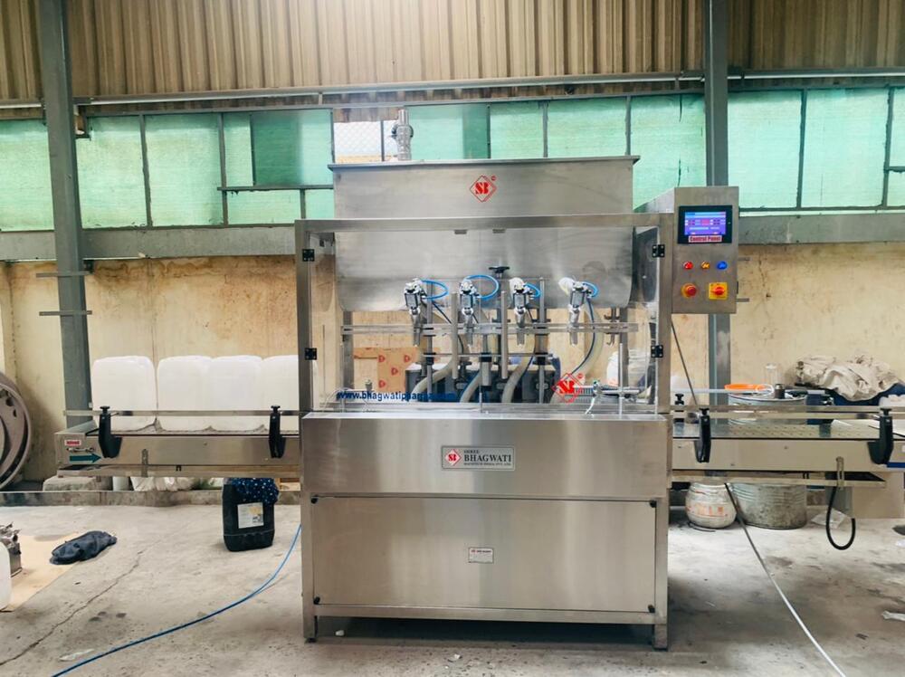 Engine Oil Filling Machine - Stainless Steel, 100 ml to 15,000 ml Capacity | PLC Control, Automatic Operation, Touch Screen, 1 Year Warranty