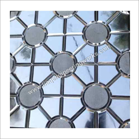 Plastic & Iron Moulds Chequered