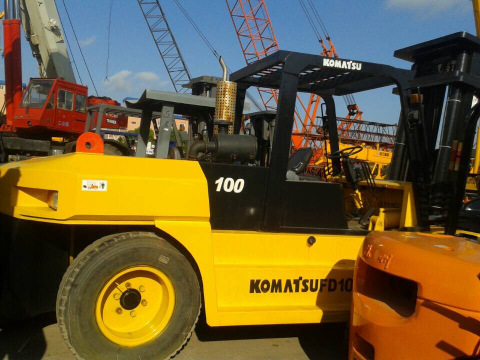 Komatsu 10T Forklifts - 10000 kg Capacity, Diesel Engine, Full Free Lift Mast | Reliable Operation, Low Noise, Easy Handling, Pneumatic Tires