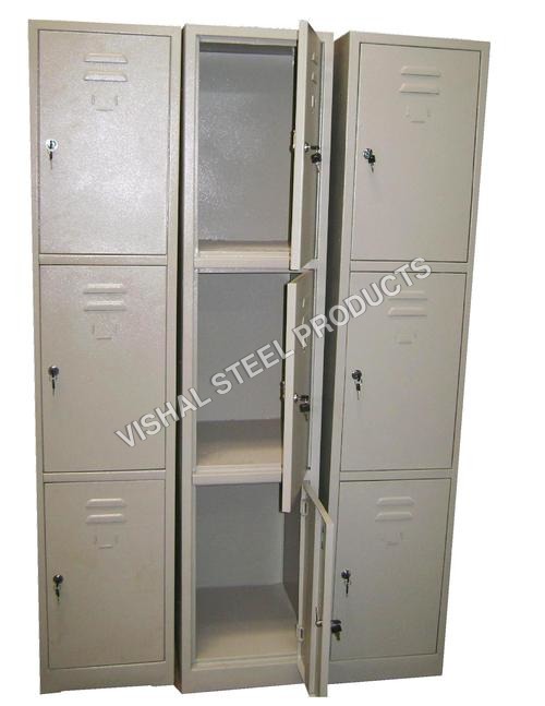 3 Door Locker Units