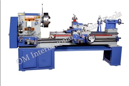 OM Brand - Medium Duty Lathe Machine 8 Feet