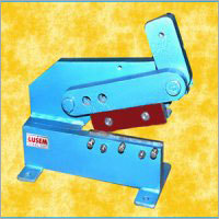Industrial Shearing Machine