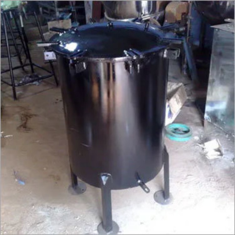 Canning Retort - Capacity: 300 Cans Liter/Day