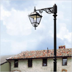 Classic-Post-Poles