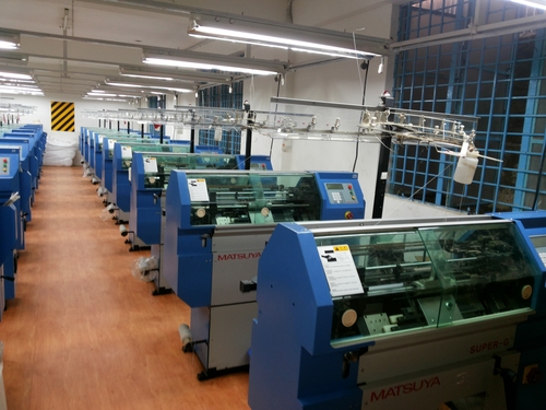 Glove Knitting Machine - Japan