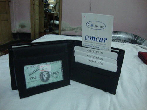 Flip Up leather wallet