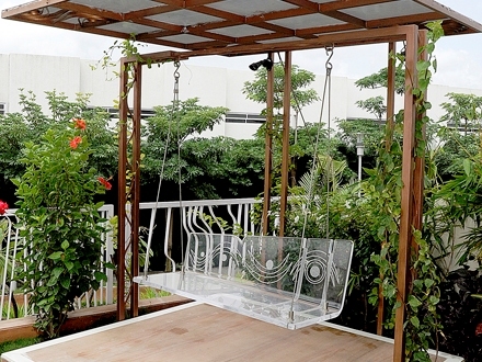 Outdoor Garden Swings